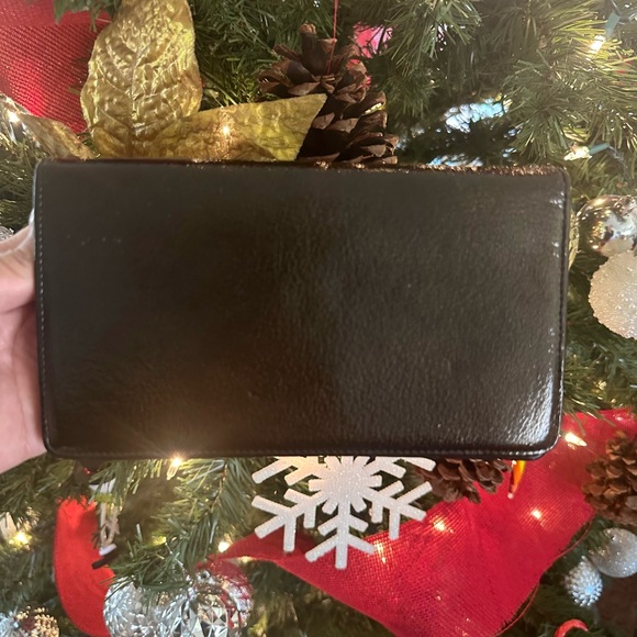 Chanel Bifold Leather Wallet - Picture 5 of 8